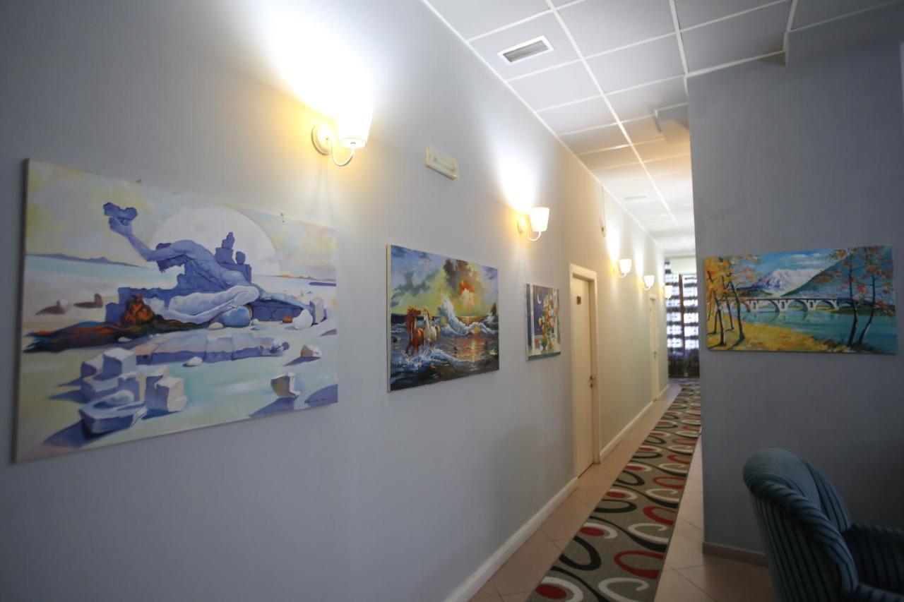 Hotel Pasarela Берат Екстер'єр фото