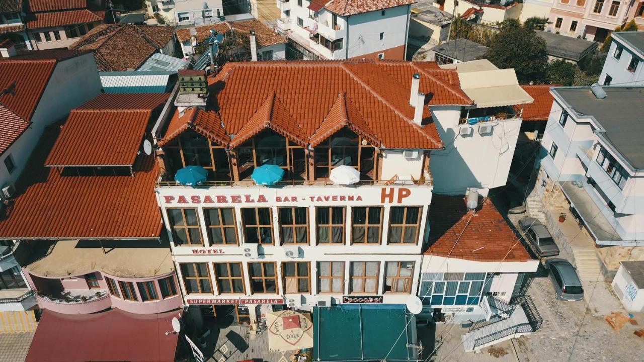 Hotel Pasarela Берат Екстер'єр фото
