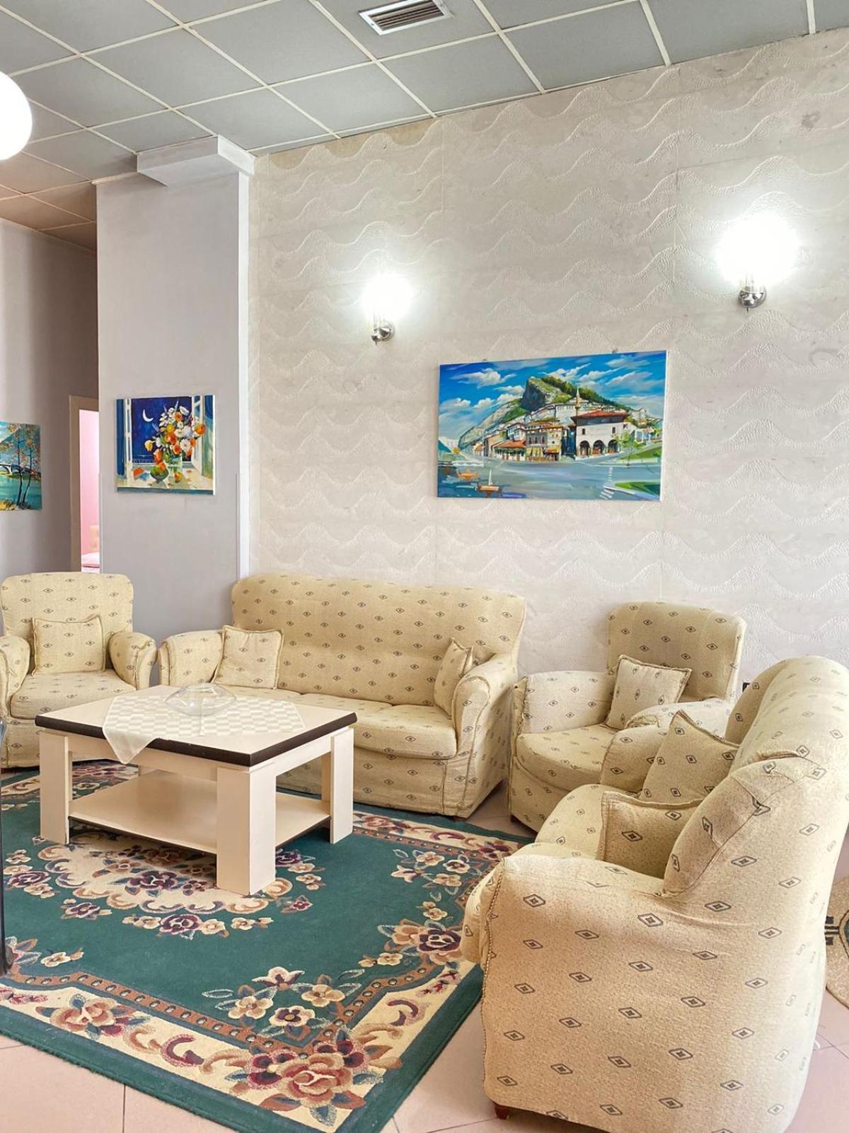 Hotel Pasarela Берат Екстер'єр фото