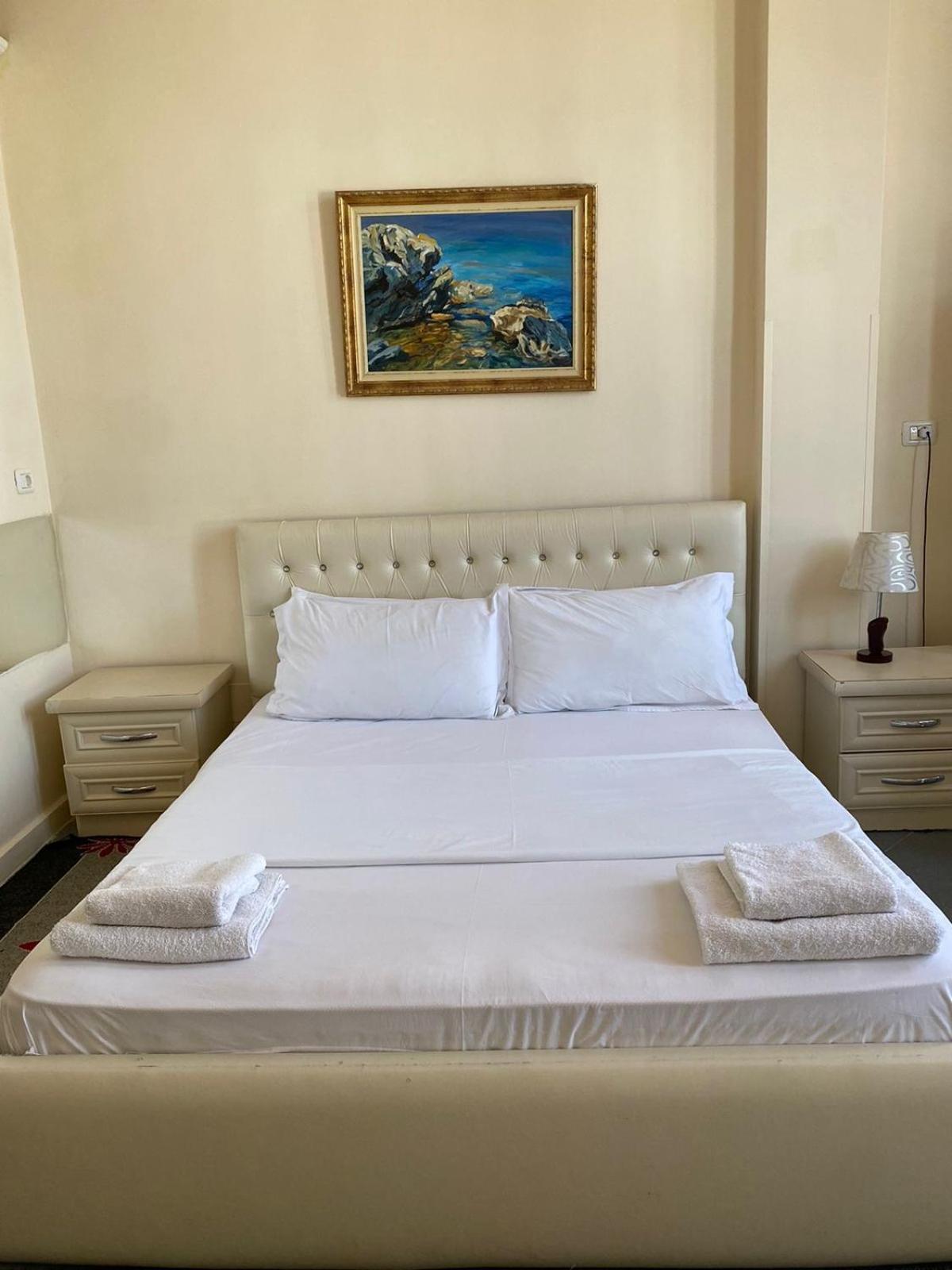 Hotel Pasarela Берат Екстер'єр фото